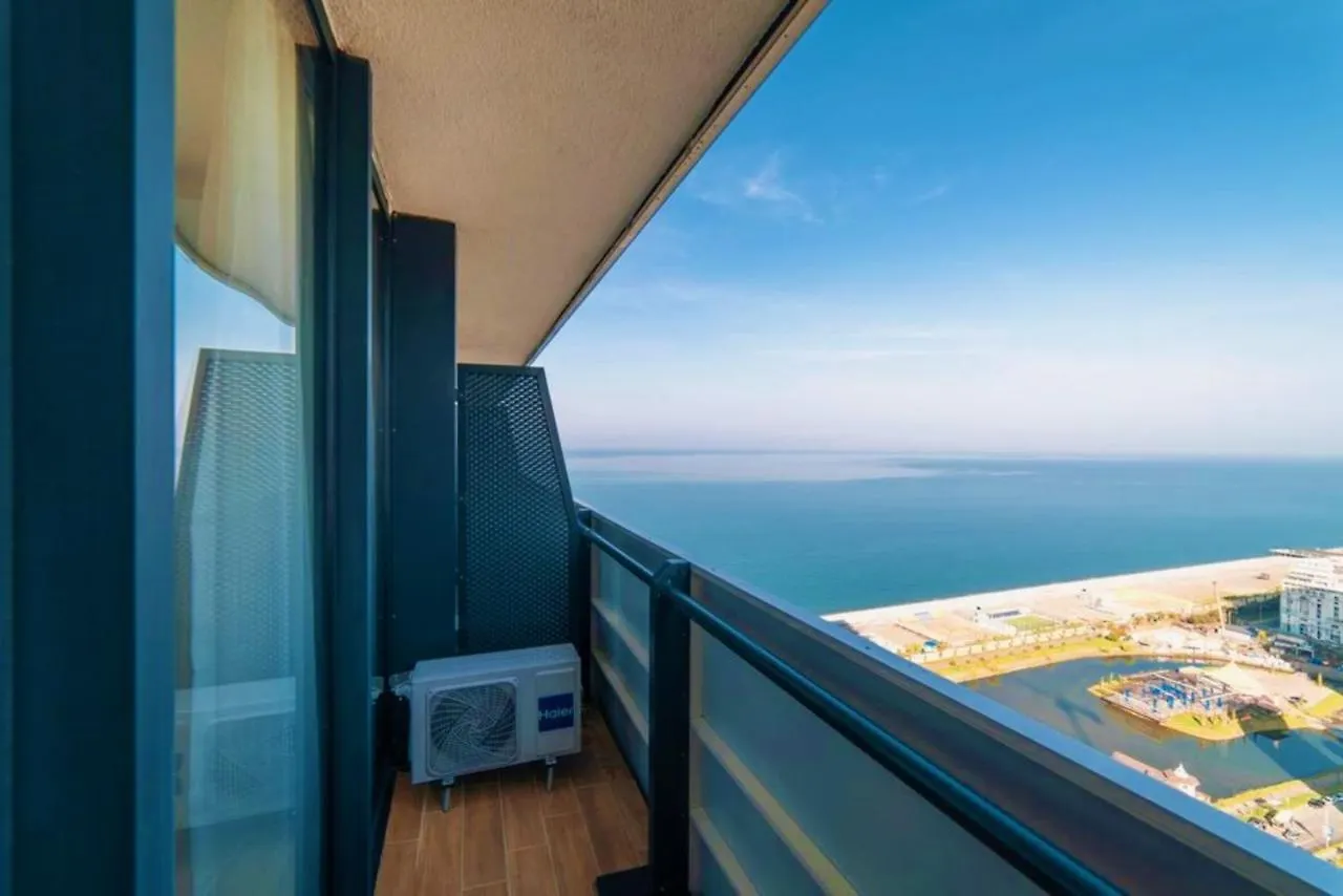 Deluxe Aparthotel In Orbi City Official Batumi